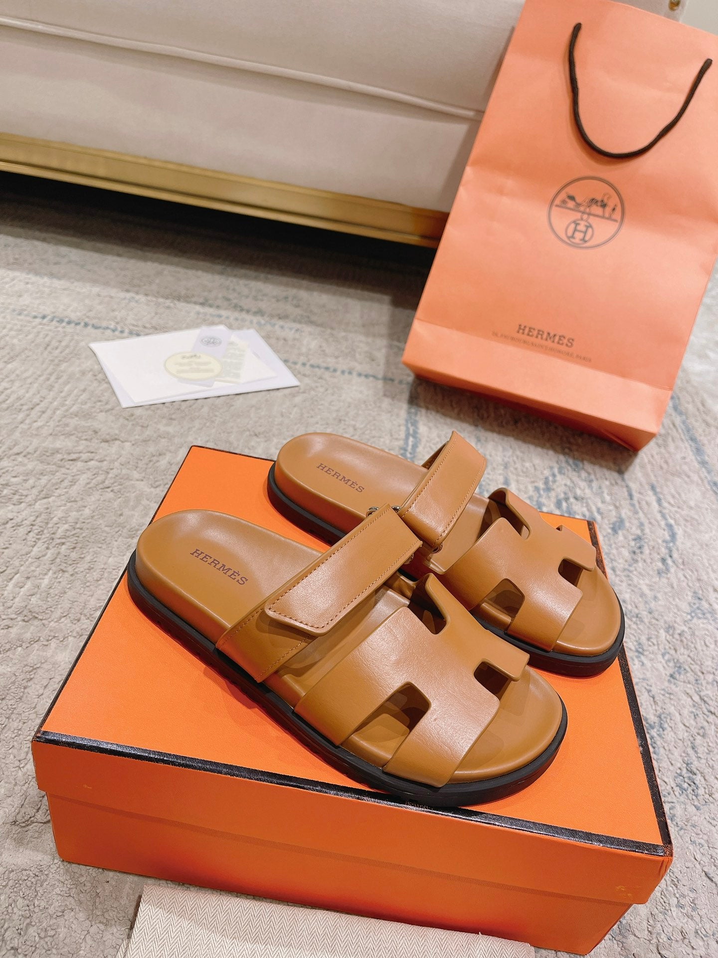 Hermès Chypre Leather Slides – 2023SS