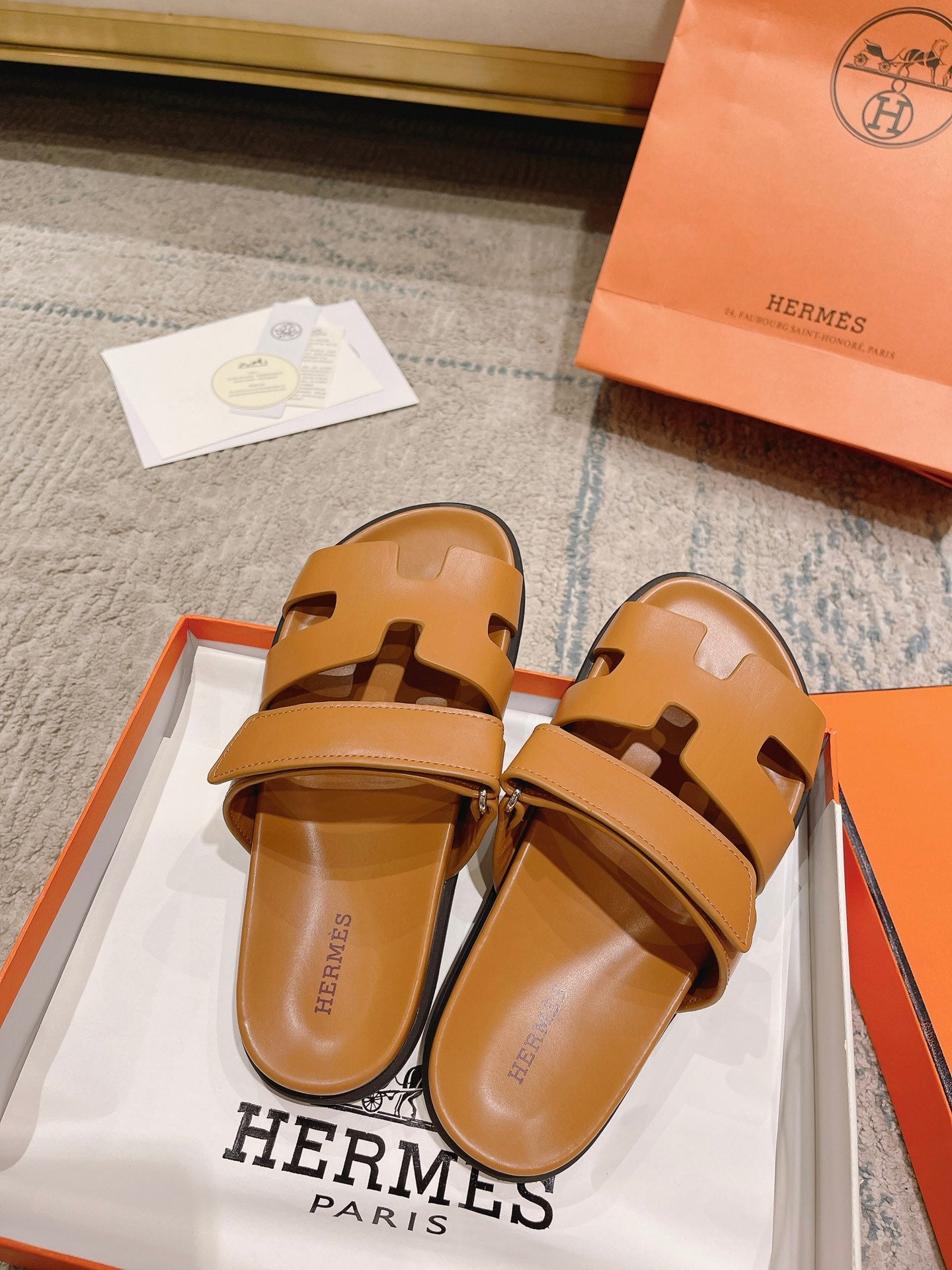 Hermès Chypre Leather Slides – 2023SS