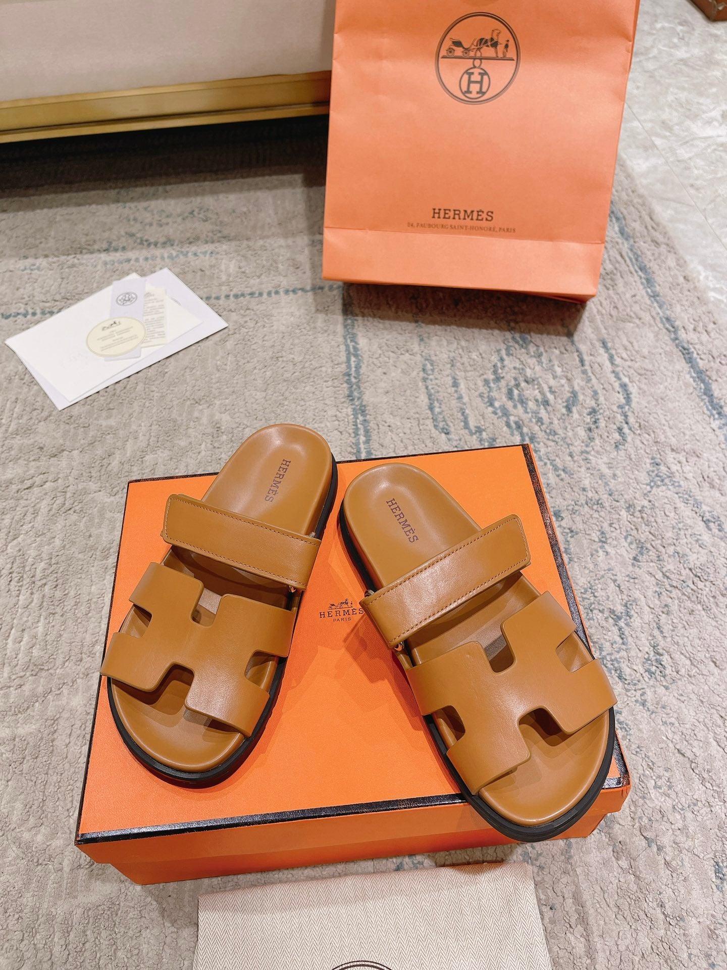 Hermès Chypre Leather Slides – 2023SS