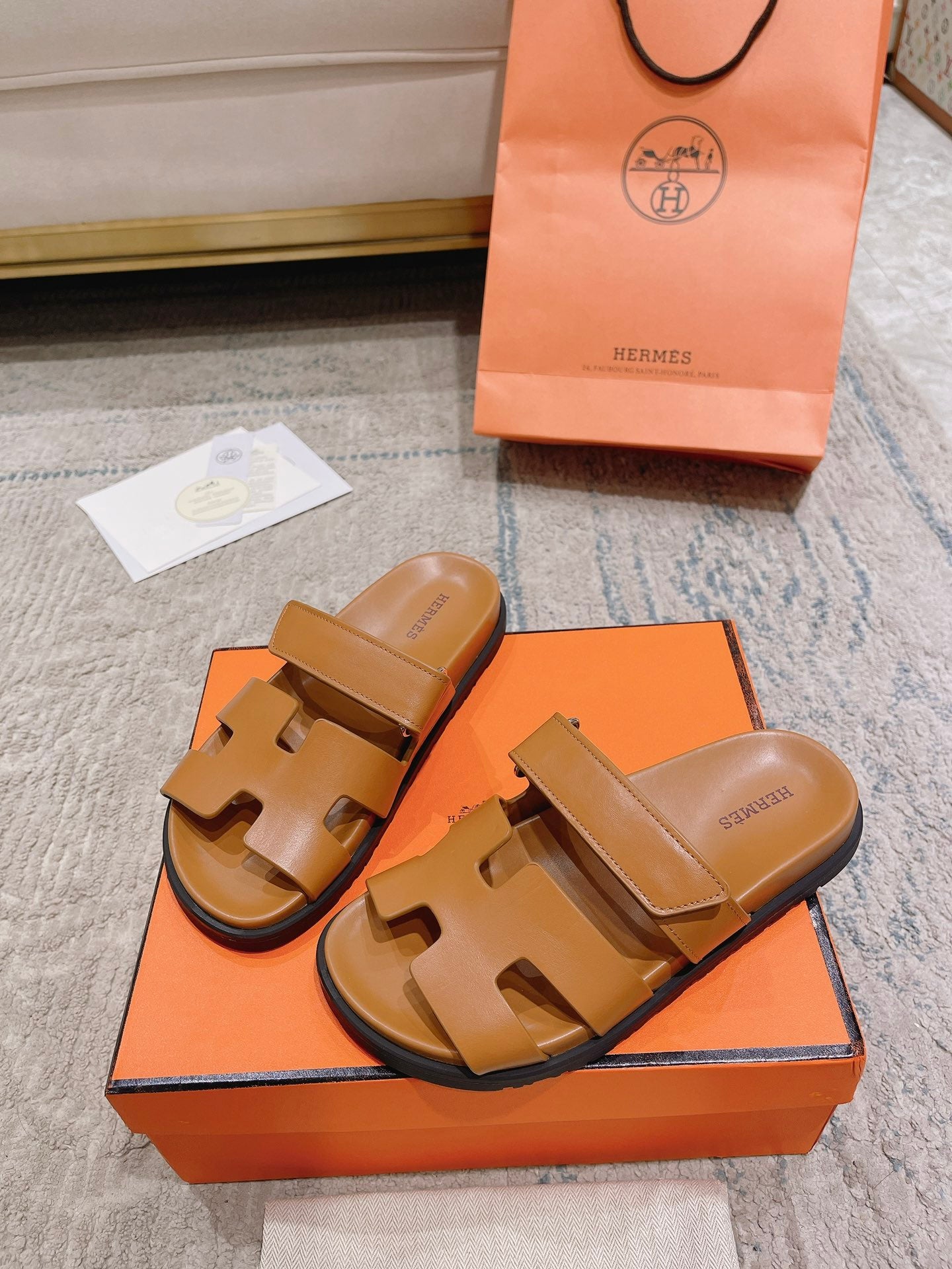 Hermès Chypre Leather Slides – 2023SS