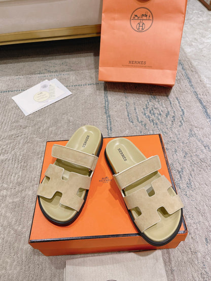 Hermès Chypre Calfskin Slides – 2023SS