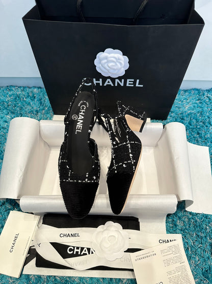 Chanel Two-Tone Slingback Sandals – Spring/Summer Collection – 2022