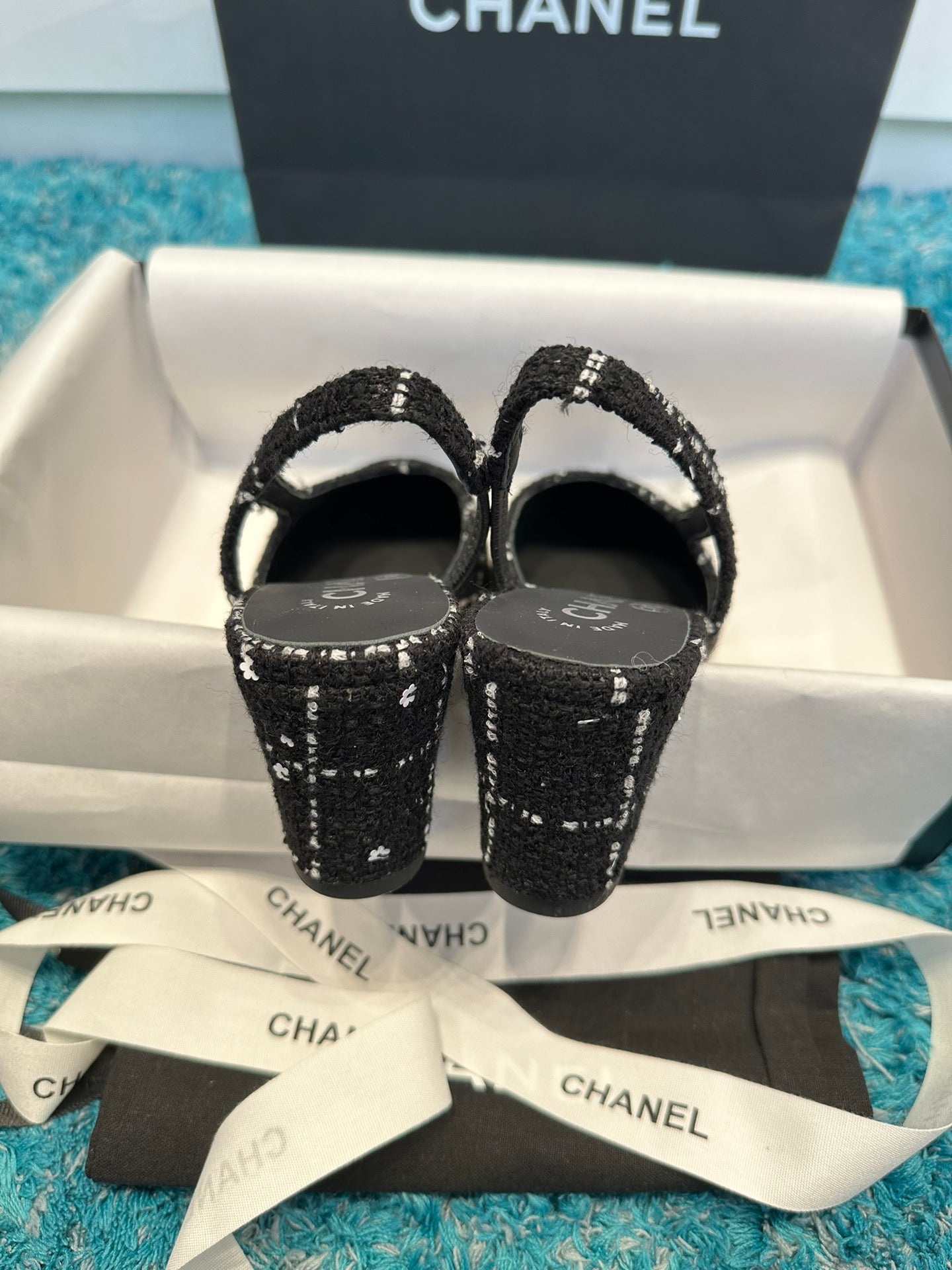 Chanel Two-Tone Slingback Sandals – Spring/Summer Collection – 2022