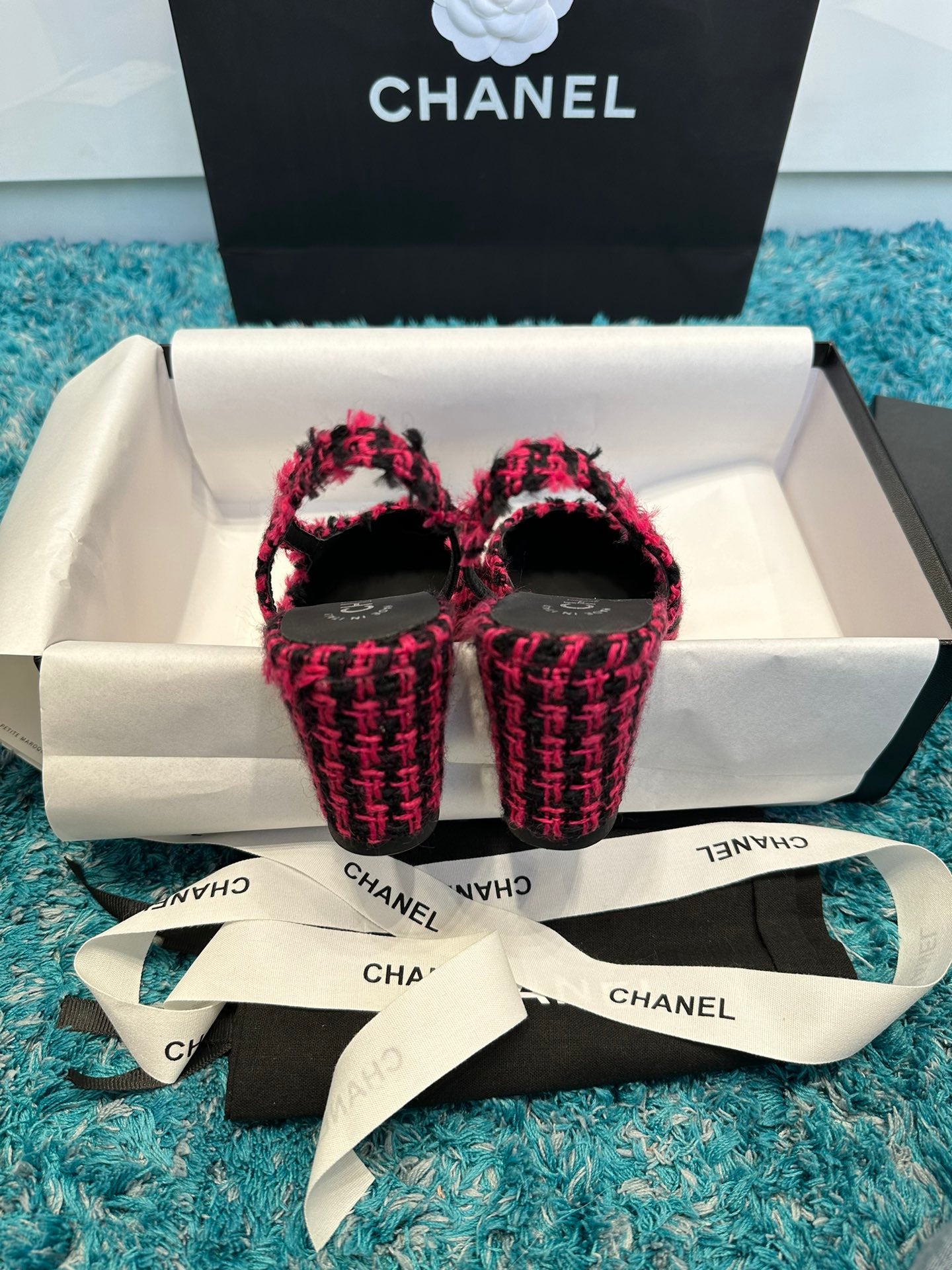 Chanel Two-Tone Slingback Sandals – Spring/Summer Collection – 2022