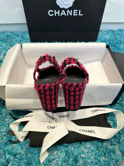 Chanel Two-Tone Slingback Sandals – Spring/Summer Collection – 2022