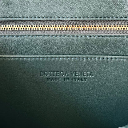 Bottega Veneta Andiamo Handbag