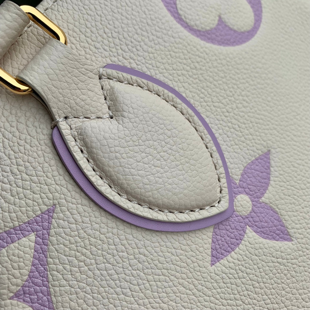 Louis Vuitton ONTHEGO Medium Tote Bag