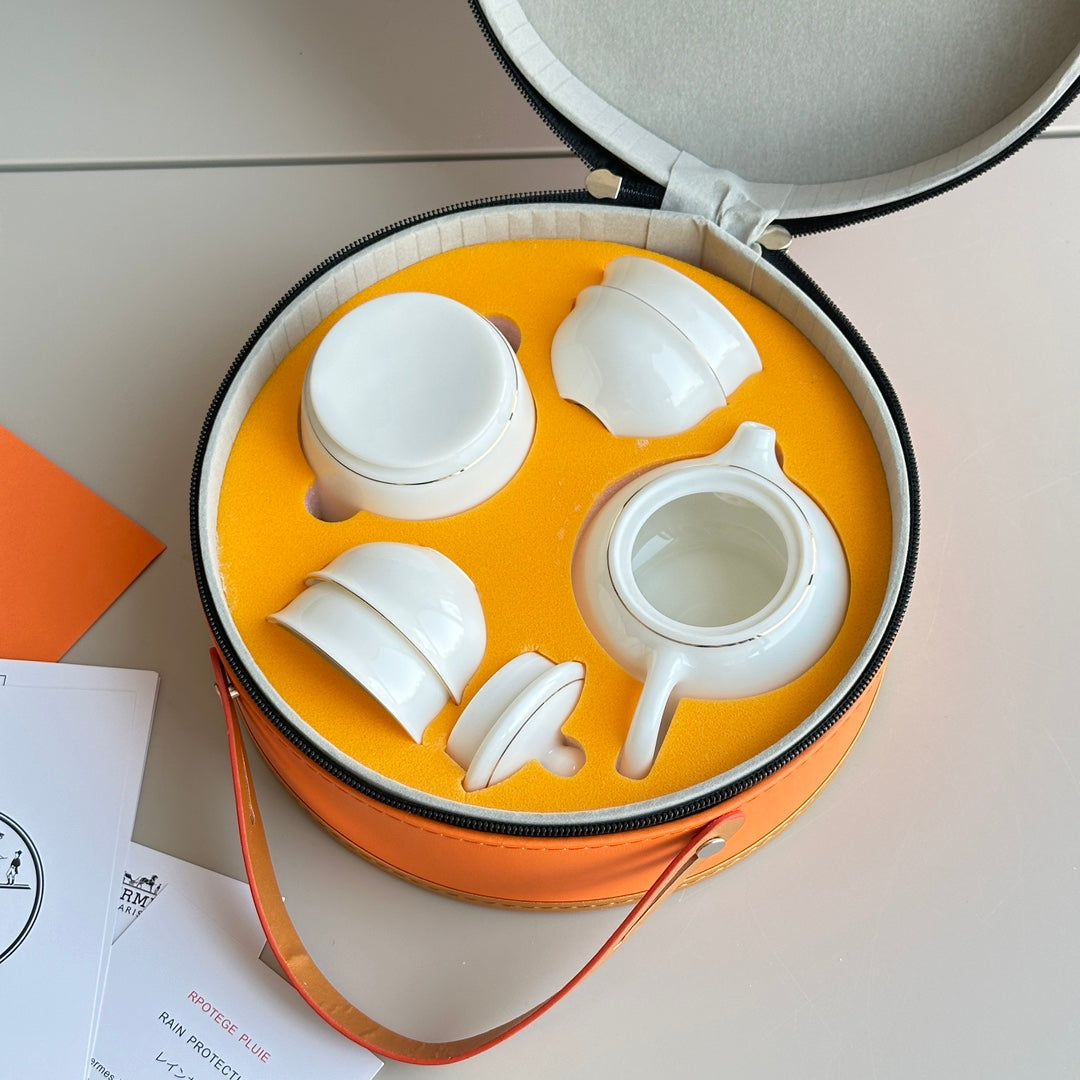 Hermes Lamb Fat Jade Travel Tea Set