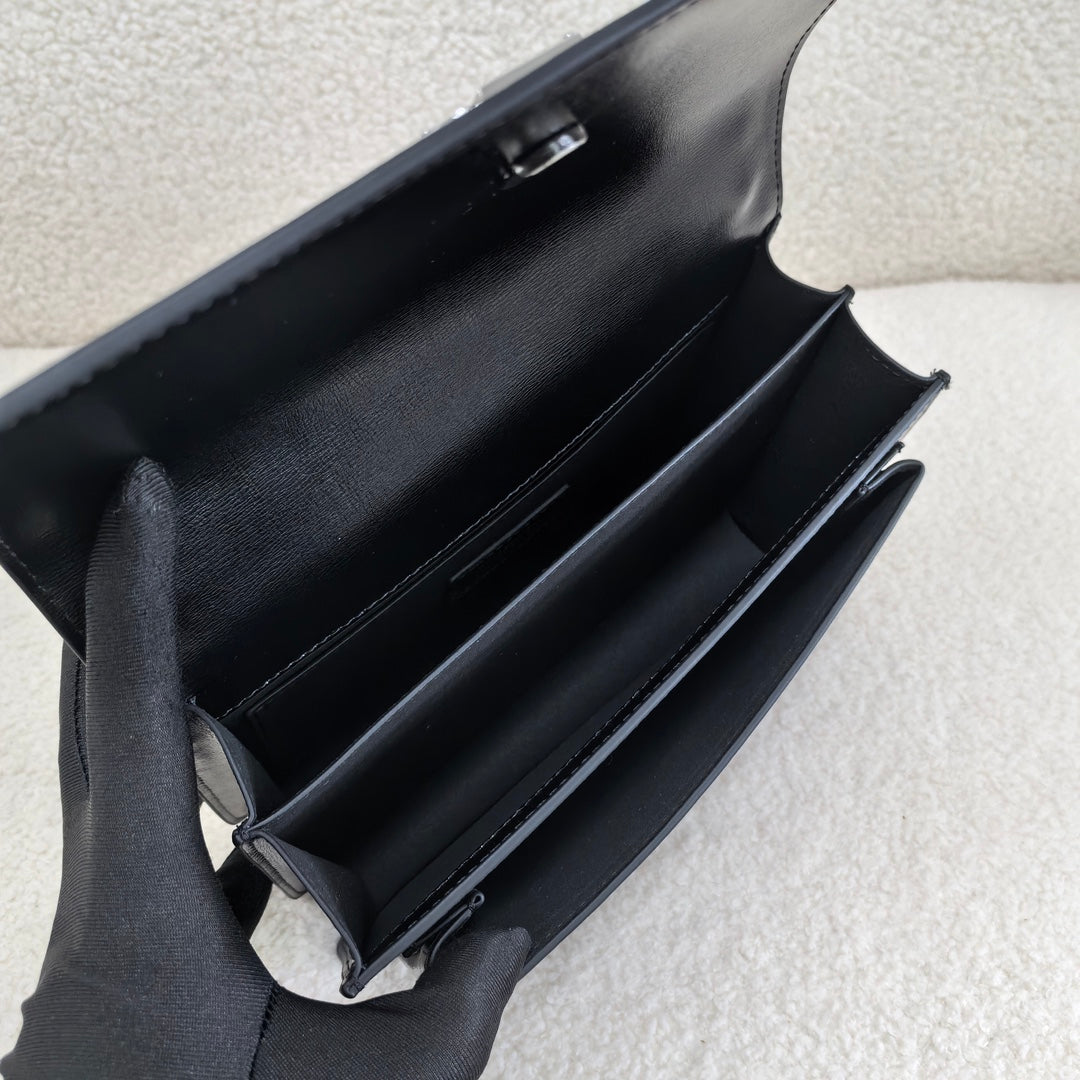 Saint Laurent Sunset Shoulder Bag