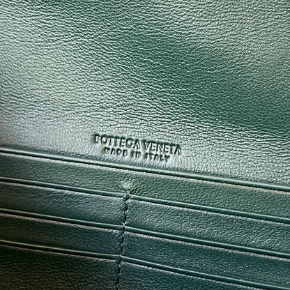 Bottega Veneta Intrecciato Knot Clutch Bag