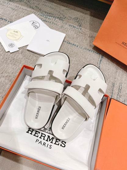 Hermès Chypre Leather Slides – 2023SS