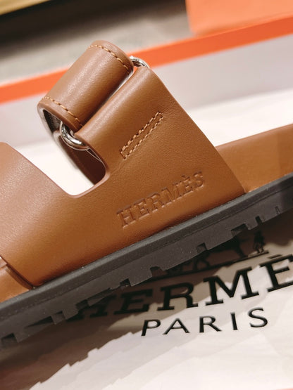 Hermès Chypre Leather Slides – 2023SS