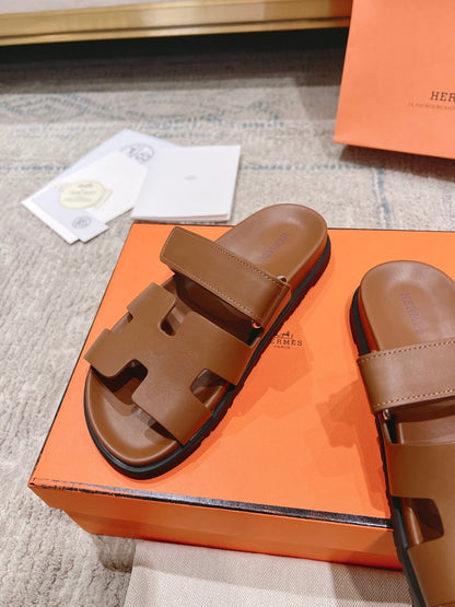 Hermès Chypre Leather Slides – 2023SS
