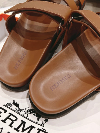 Hermès Chypre Leather Slides – 2023SS