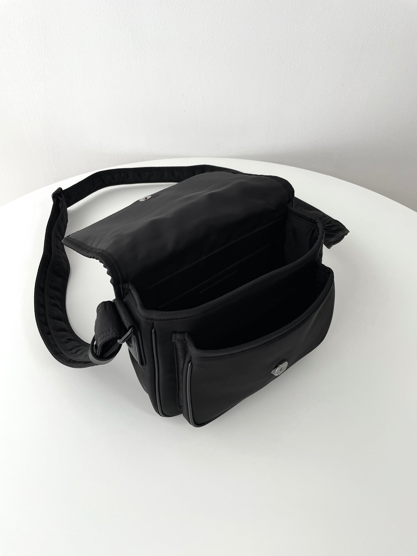 Saint Laurent Niki Econyl Messenger Bag – 2023 Fall/Winter Collection