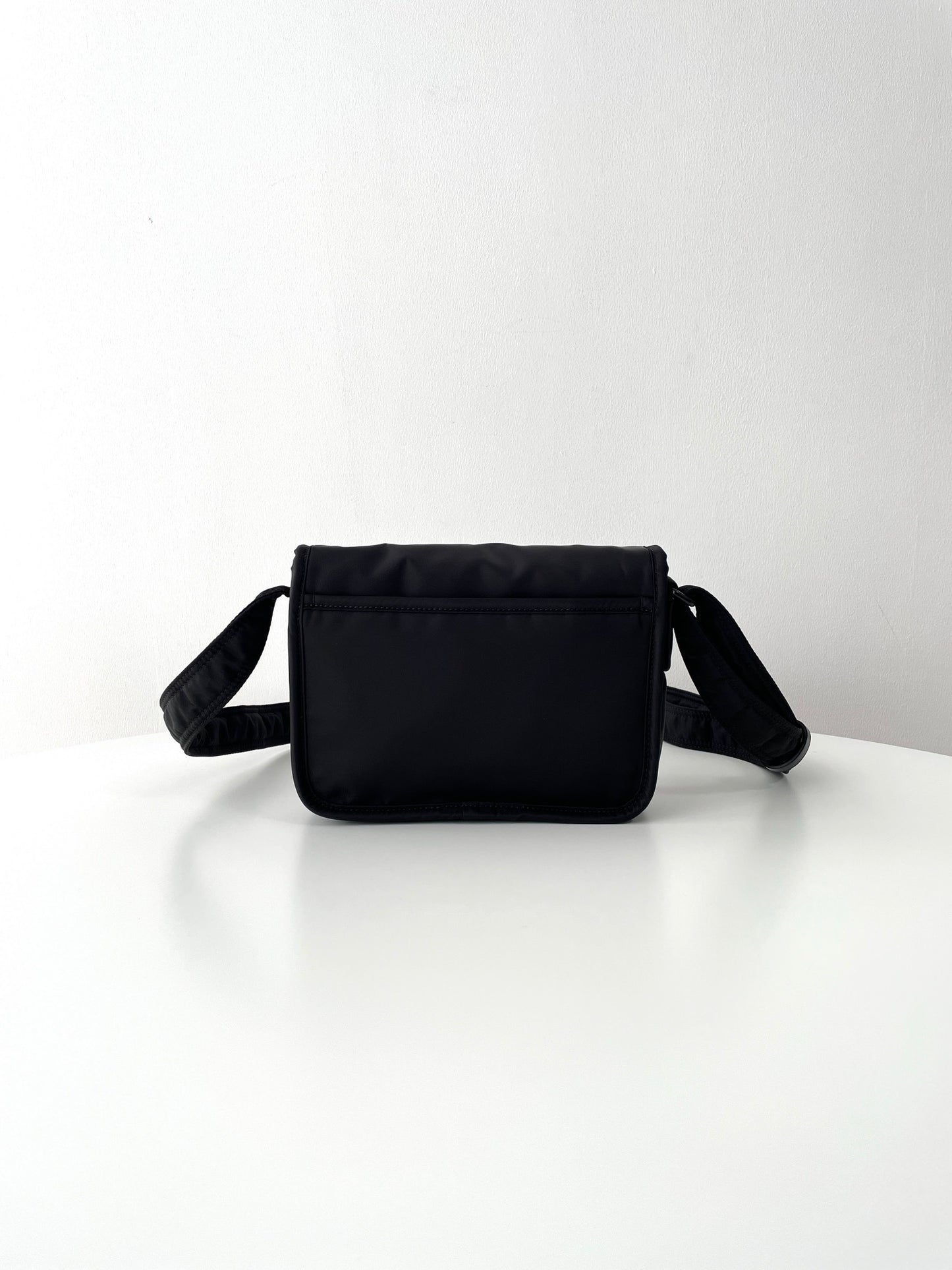 Saint Laurent Niki Econyl Messenger Bag – 2023 Fall/Winter Collection