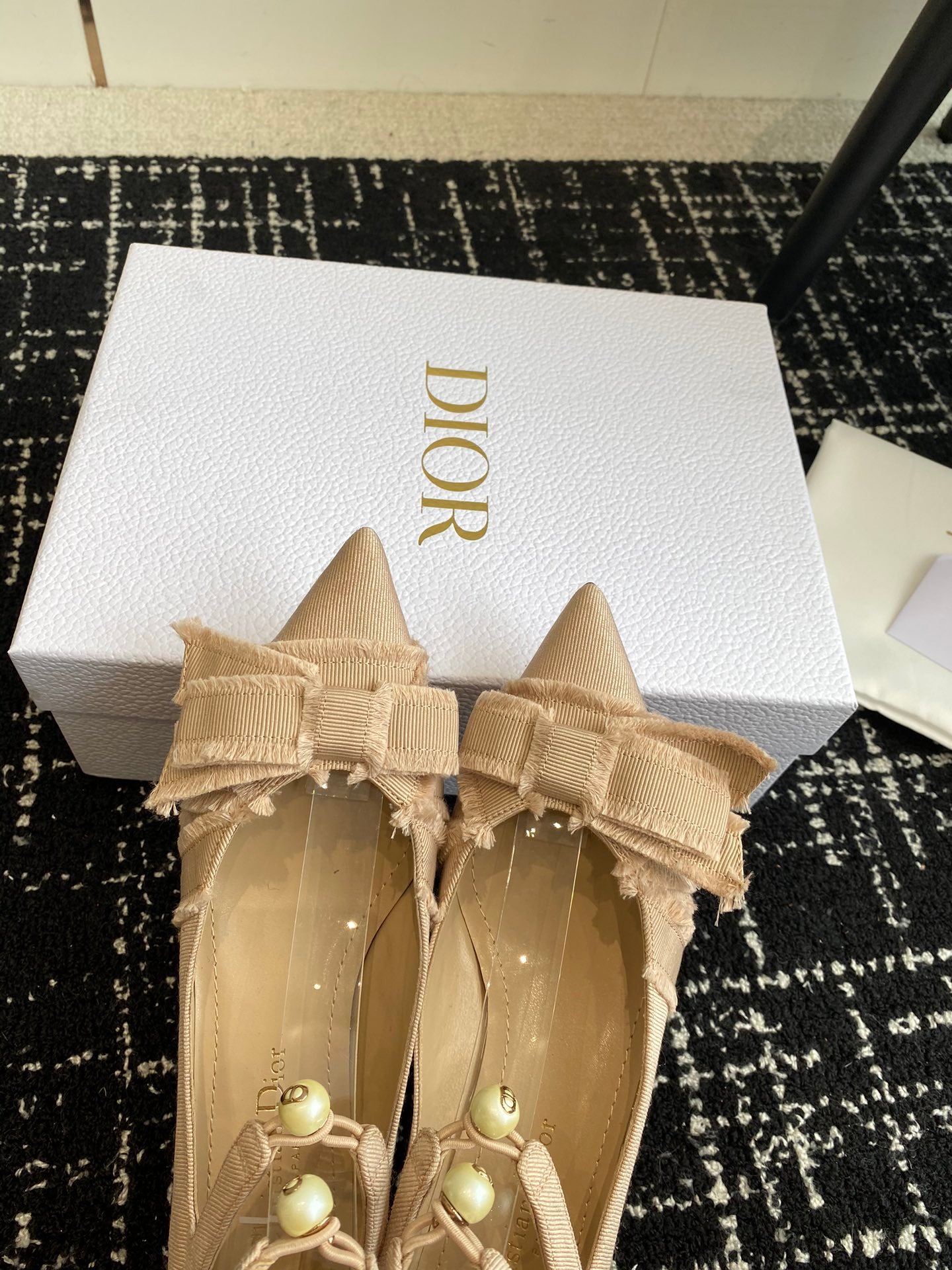 Dior J'Adior Jolie Pearl Pointed-Toe Pumps – 2024SS
