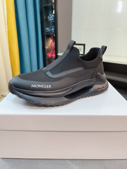 Moncler Calfskin Lace-Up Casual Sneakers
