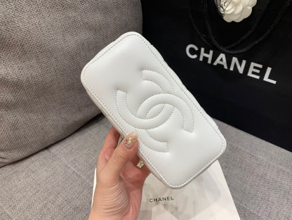 Chanel Crystal-Embellished Handle Box Bag – 24P Collection
