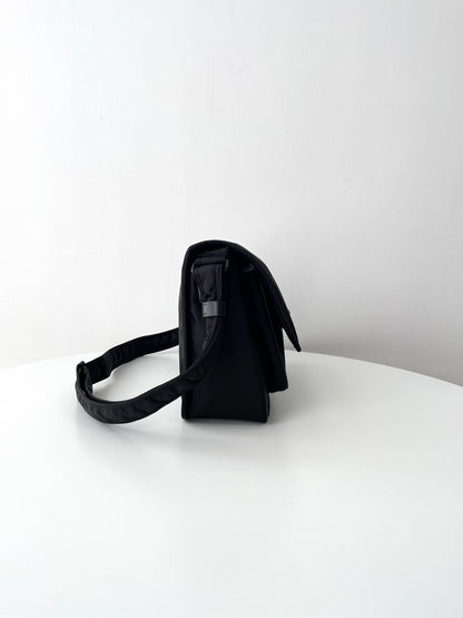 Saint Laurent Niki Econyl Large Messenger Bag – 2023FW