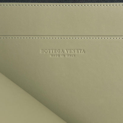 Bottega Veneta Intreccio Half-Zip Clutch Bag 607479