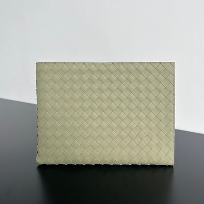Bottega Veneta Intreccio Half-Zip Clutch Bag 607479