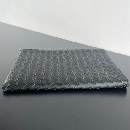 Bottega Veneta Intreccio Half-Zip Clutch Bag 607479