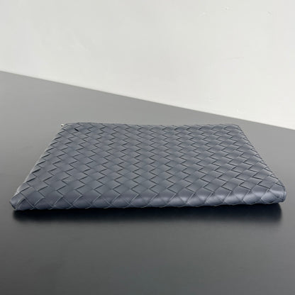 Bottega Veneta Intreccio Half-Zip Clutch Bag 607479