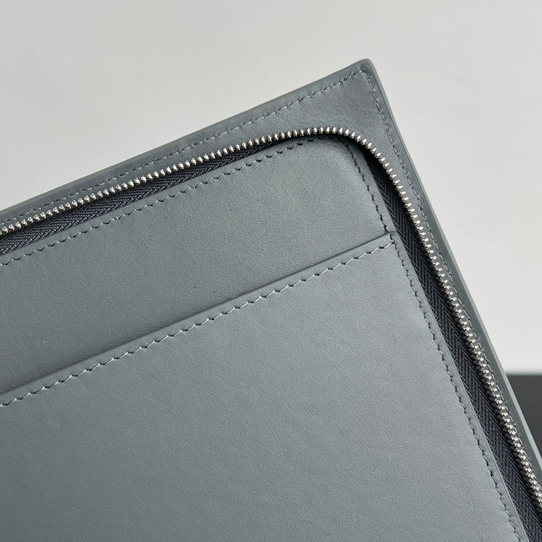 Bottega Veneta Intrecciato Half-Zip Clutch Bag