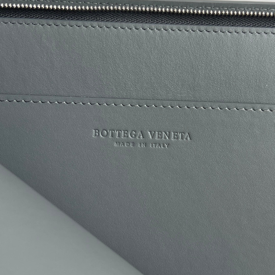 Bottega Veneta Intrecciato Half-Zip Clutch Bag