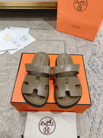 Hermès Chypre Leather Slides – 2023SS