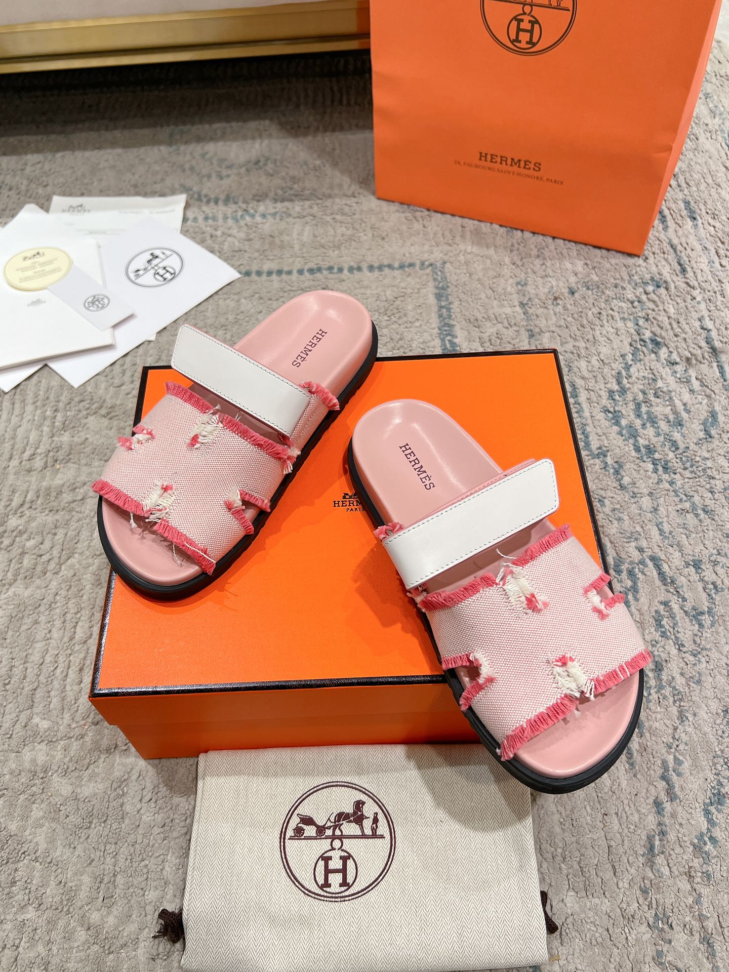 Hermès Chypre Leather Slides – 2023SS
