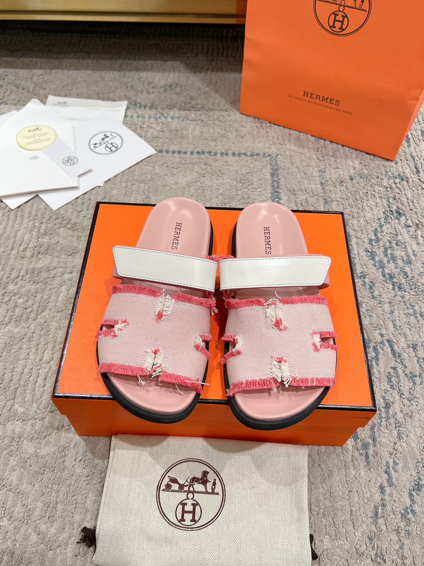 Hermès Chypre Leather Slides – 2023SS