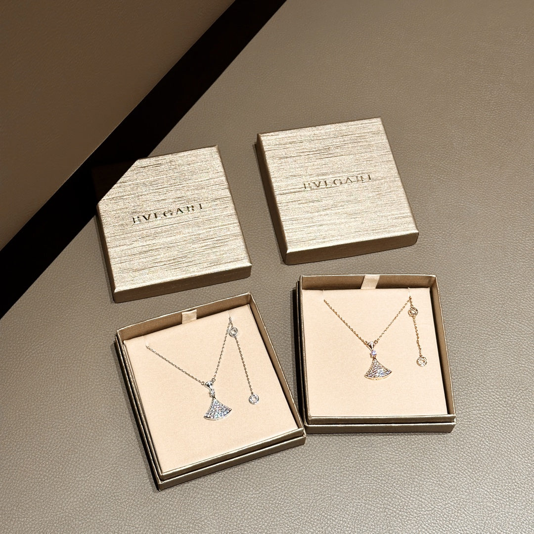 Bulgari Diva Series Fan Necklace