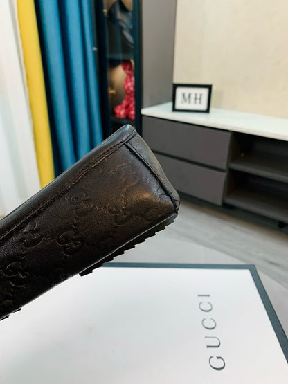 Gucci Men's Embossed Leather Driving Shoes