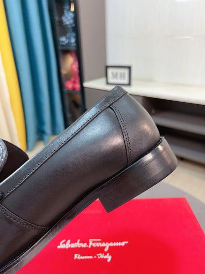 Ferragamo Men's Slip-On Business Leather Shoes