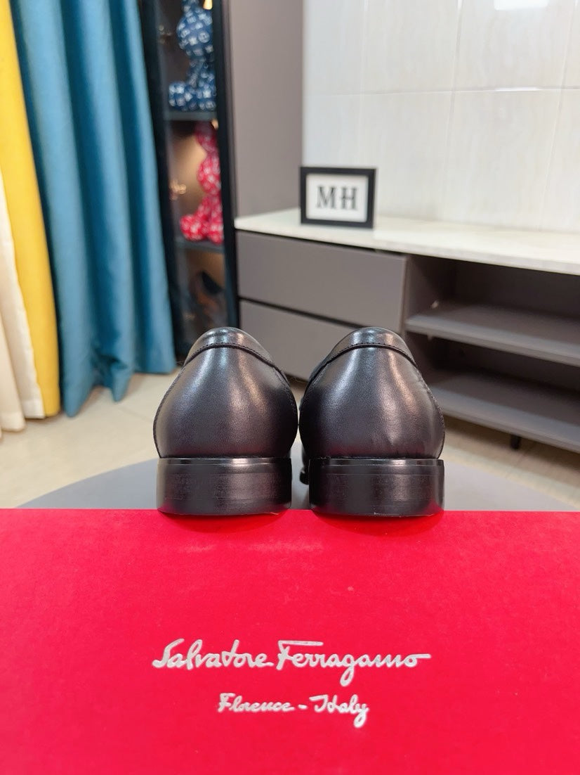 Ferragamo Men's Slip-On Business Leather Shoes