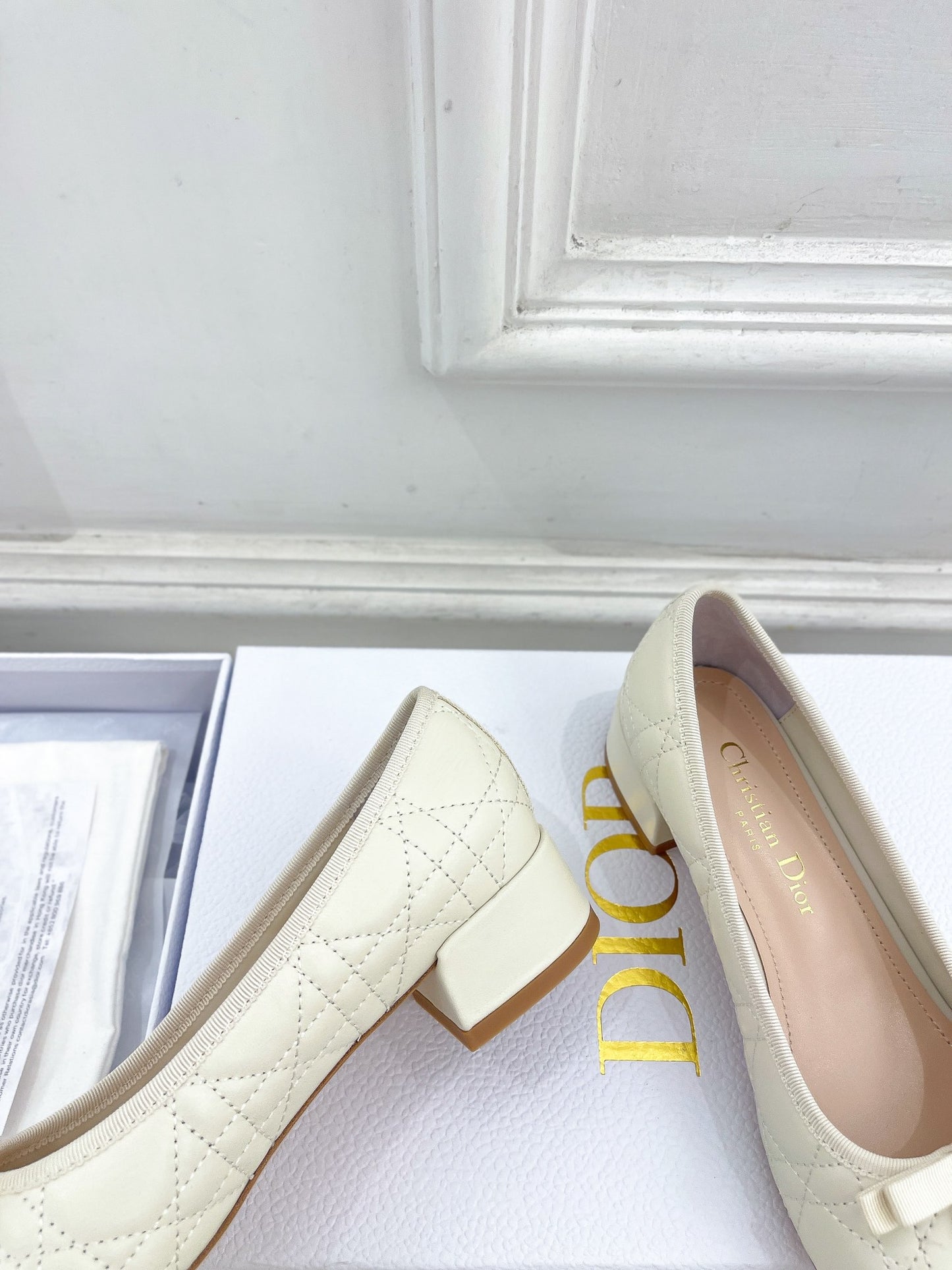 Dior Cannage Pearl Ballet Pumps – 2024 Spring/Summer Collection