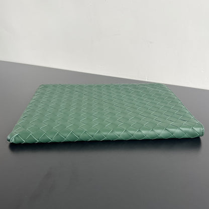 Bottega Veneta Intreccio Half-Zip Clutch Bag 607479