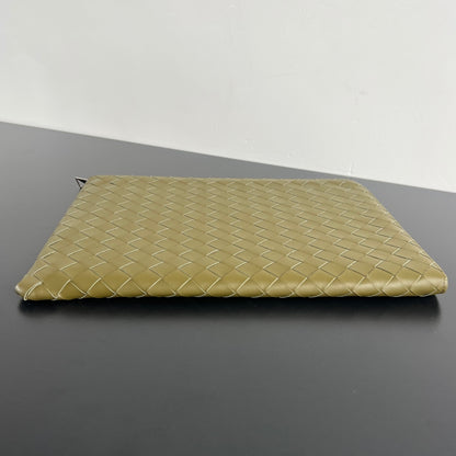 Bottega Veneta Intreccio Half-Zip Clutch Bag 607479