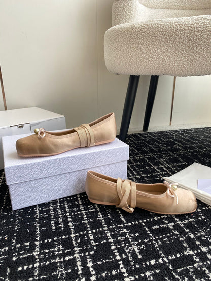 Dior Bow Pearl Ballet Flats – 2024 Spring/Summer Collection