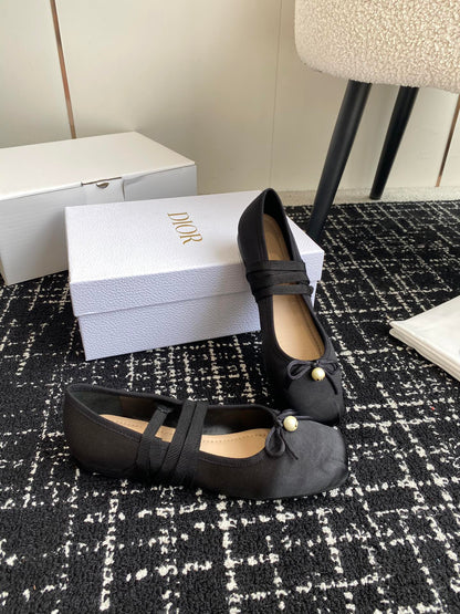 Dior Bow Pearl Ballet Flats – 2024 Spring/Summer Collection