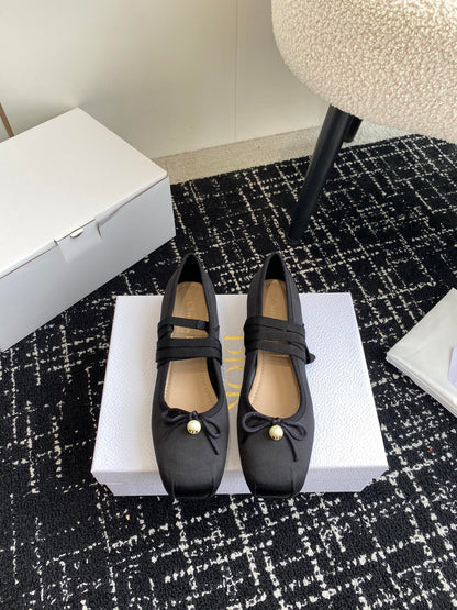 Dior Bow Pearl Ballet Flats – 2024 Spring/Summer Collection
