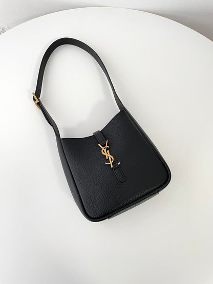 Saint Laurent LE 5 À 7 Soft Hobo Mini – 2024 Collection