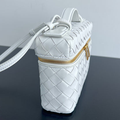 Bottega Veneta Intrecciato Vanity Case
