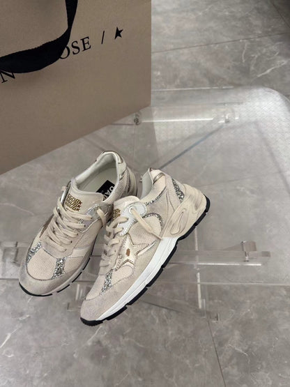 Golden Goose Dad Star Unisex Sneakers – 2025 Collection