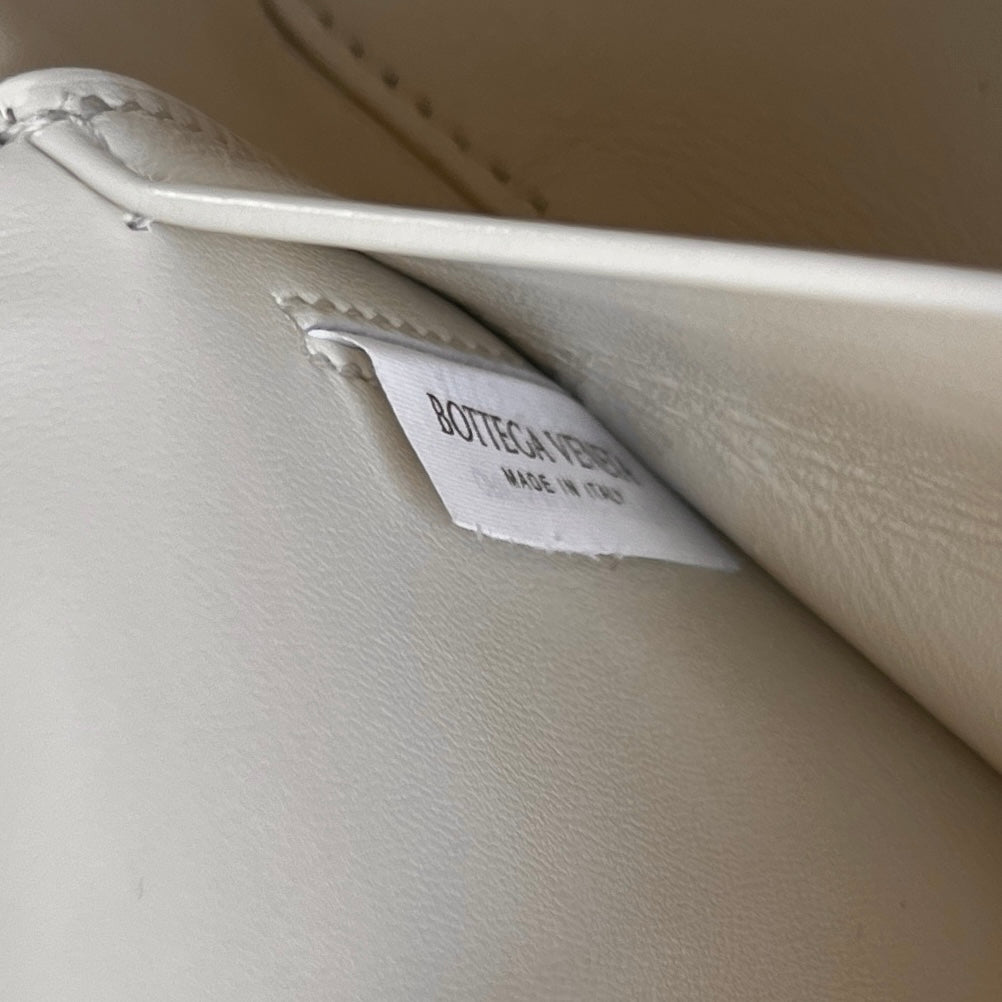 Bottega Veneta Intrecciato Vanity Case