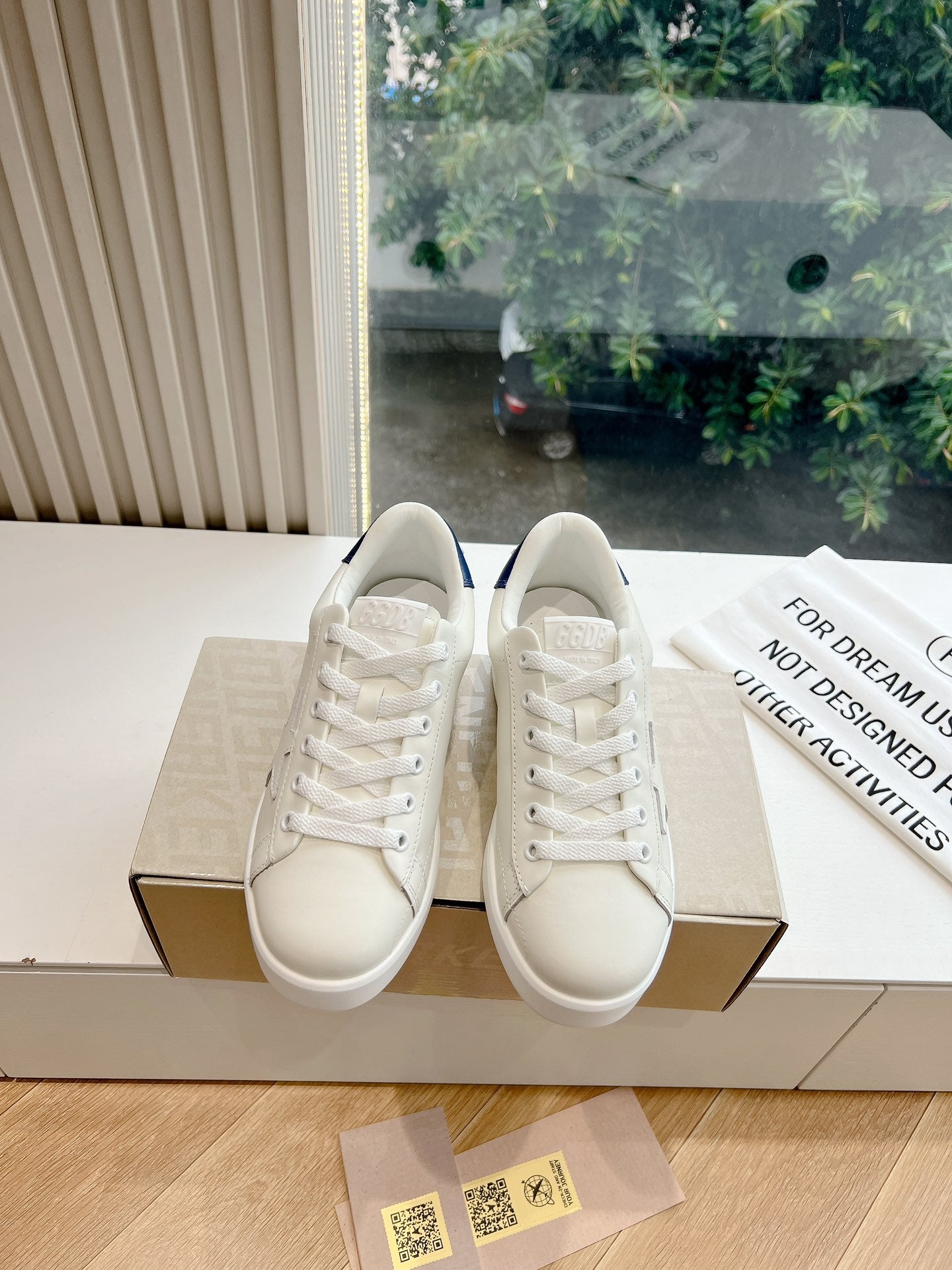 Golden Goose Space Distressed Sneakers – 2024 Collection