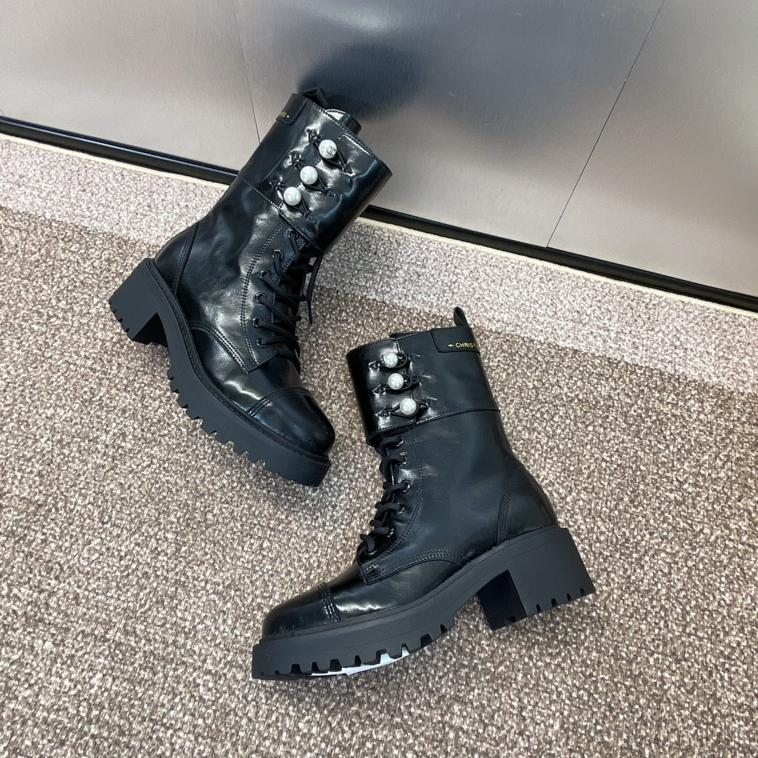 Dior D-Strike Pearl Platform Combat Boots – 2024 Autumn/Winter Collection