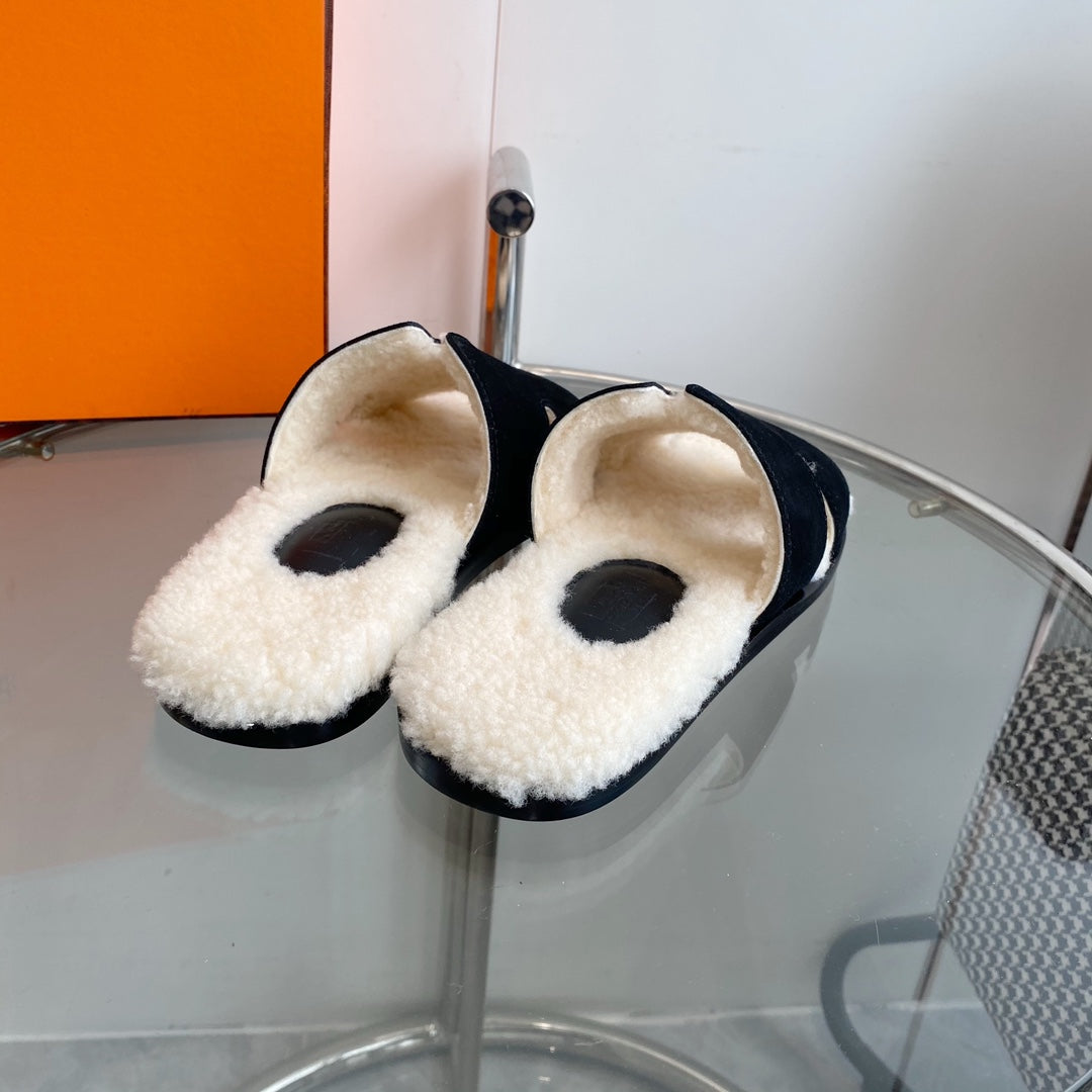 Hermès Izmir Classic H Wool Slippers